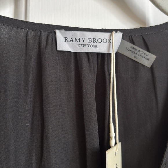 NWT RAMY BROOK Sabrina blouse in black size small - Picture 3 of 10